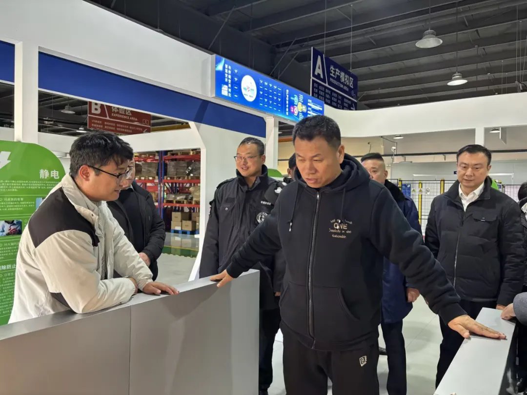 1740633960739584.png 640.webp (6).png