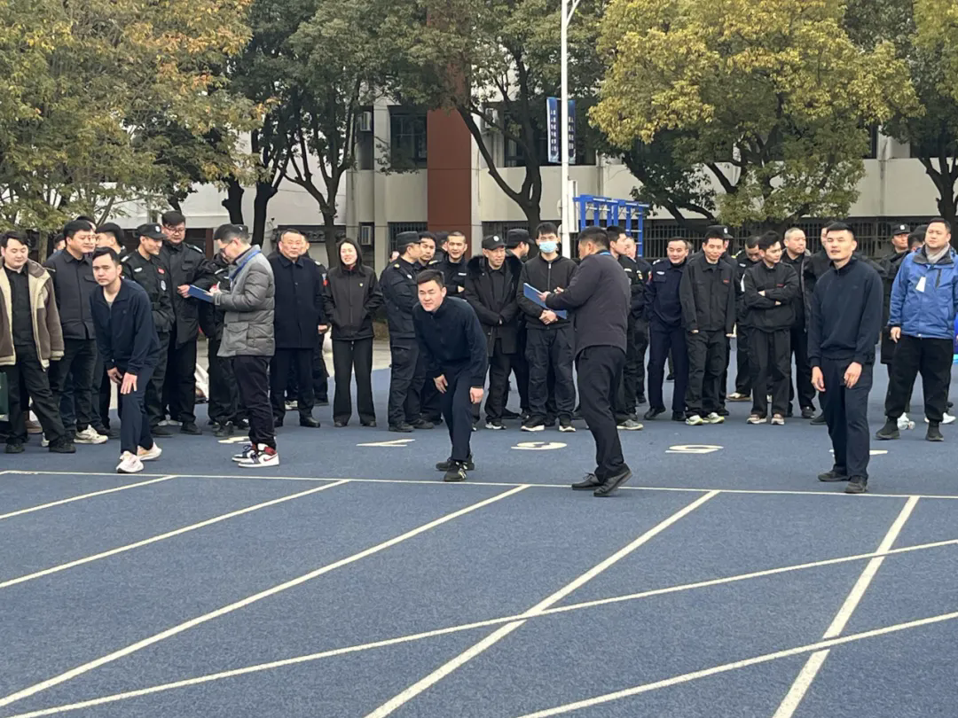 1740636089179198.png 640.webp (16).png