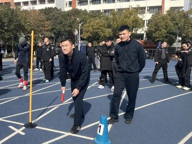 1740636131675641.png 640.webp (18).png